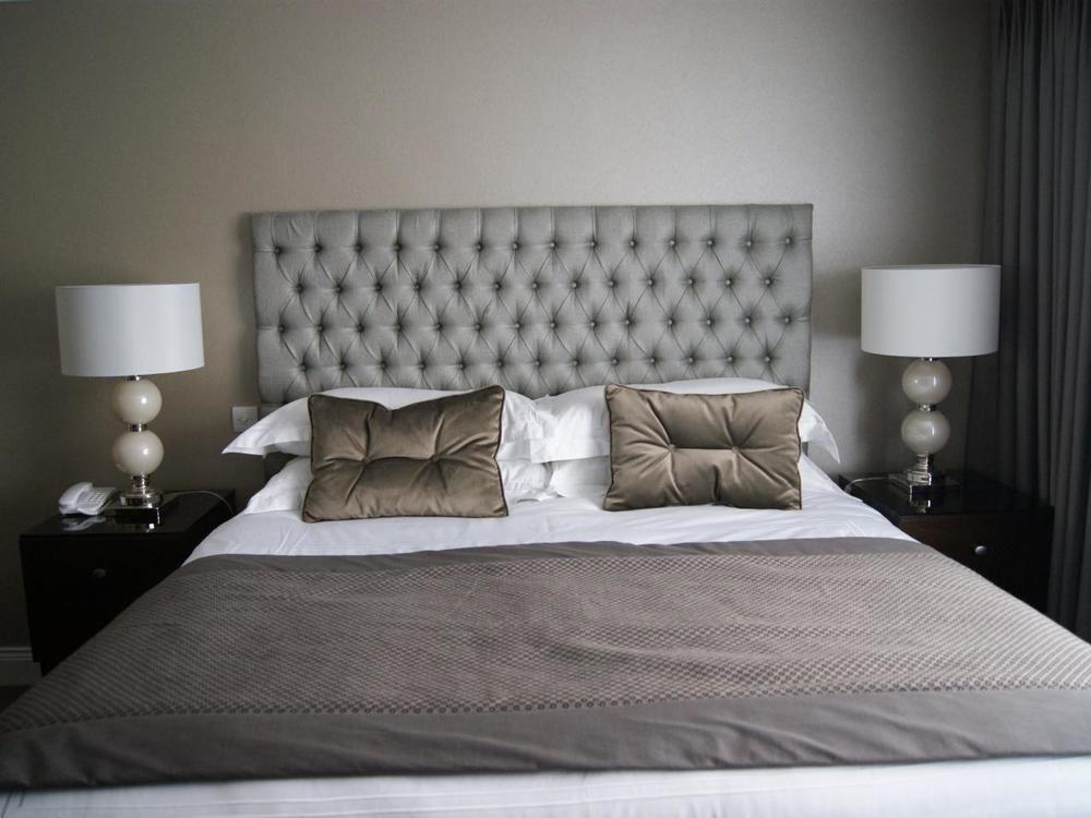 Oaks Hotel