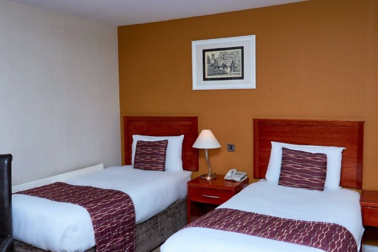 Eviston House Hotel