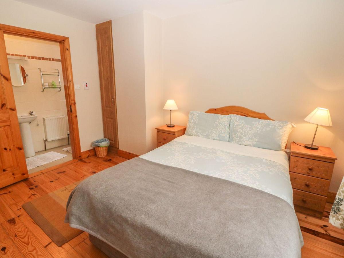 37 Rossdara * Killarney