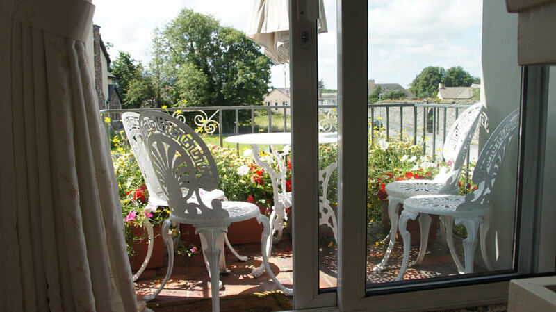 Emerville House Bed & Breakfast 3*