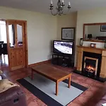 Acorn Lodge