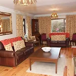 Alderhaven Country Home