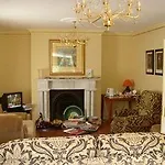 Beniska House B&B