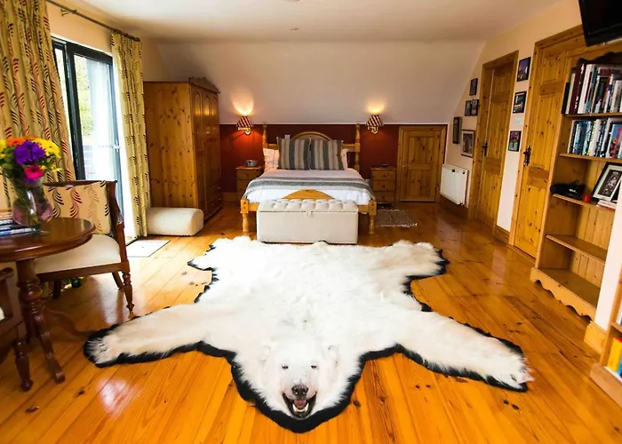 The Mountain Lodge