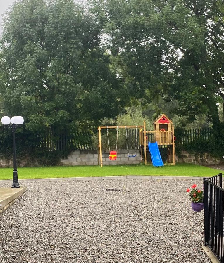 Holiday home Gleanntan House - Beautiful Family Town House Killarney