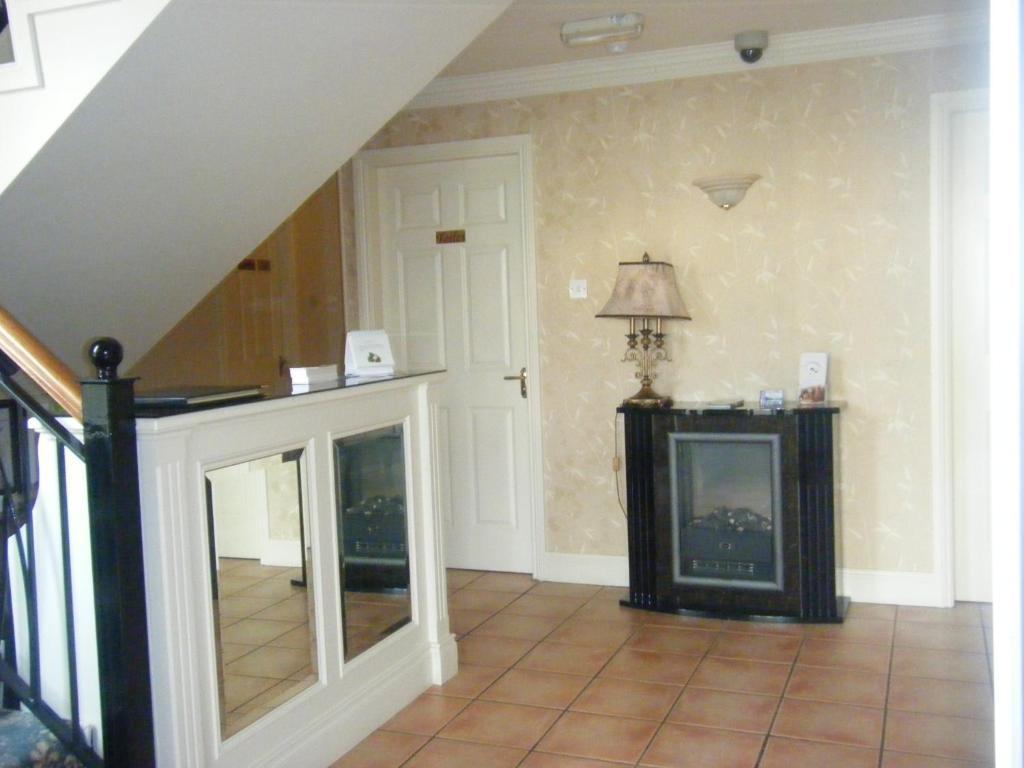 Robeen House 3*