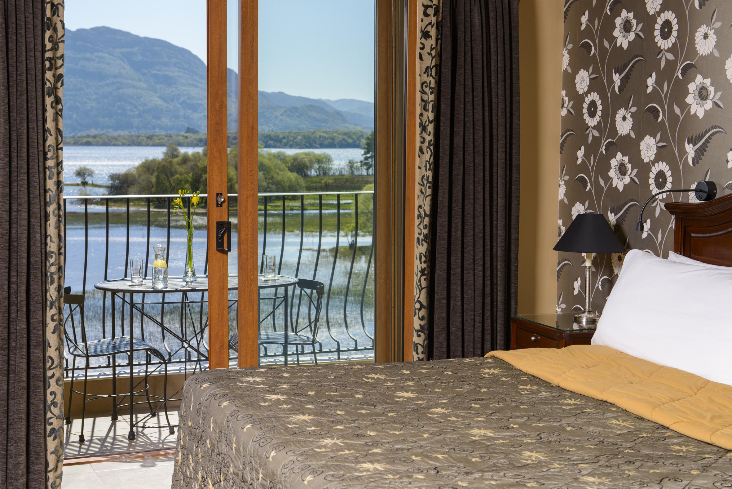 Hotel The Lake 4*