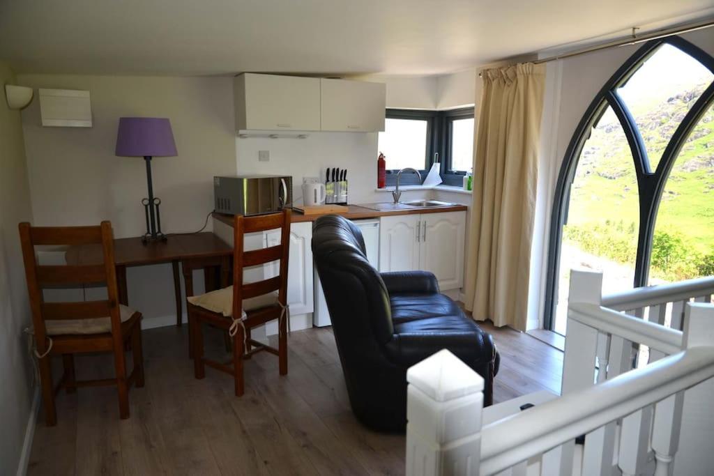 Secluded Nestled In The Beara Peninsula Holiday home Killarney