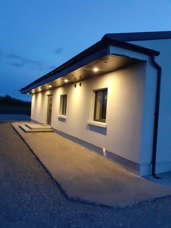 Stable Hill House *