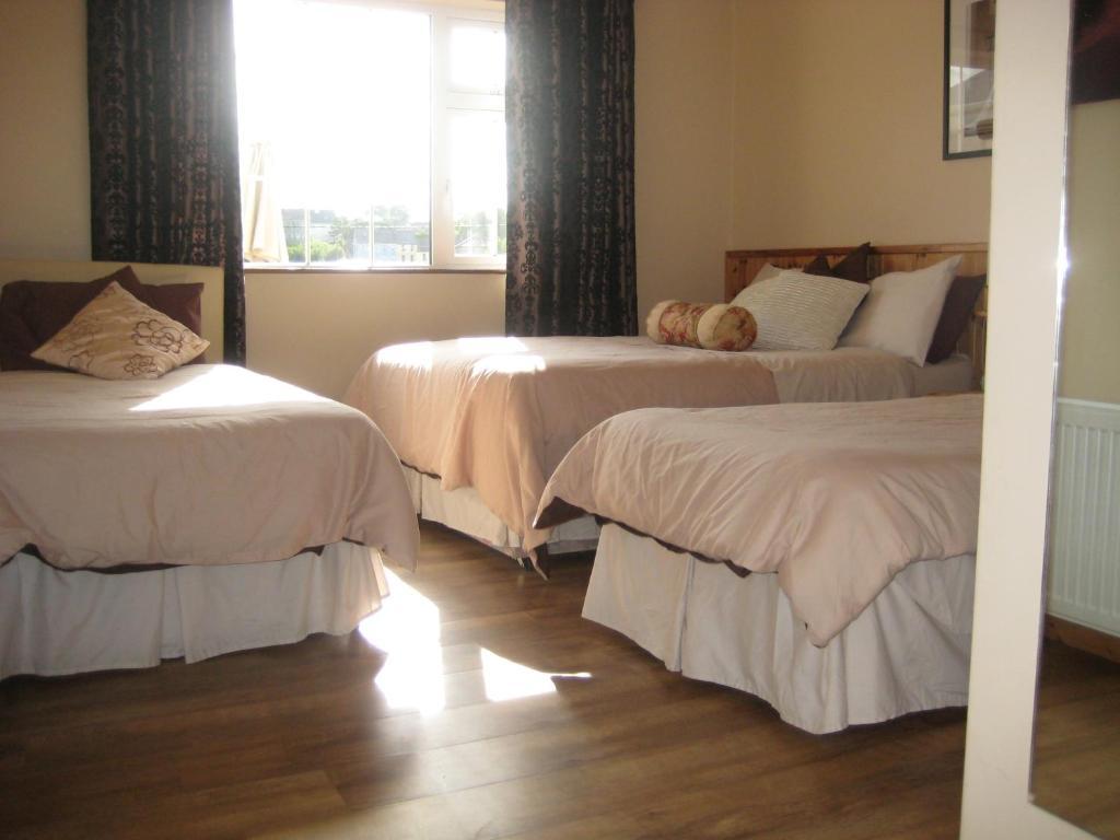 Laune Bridge House Guest 4*