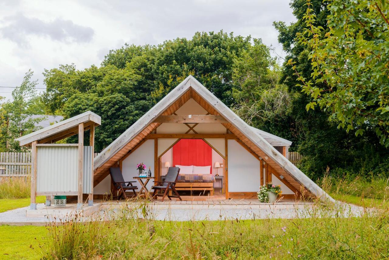Luxury tent Killarney Glamping At The Grove, Suites And Lodges