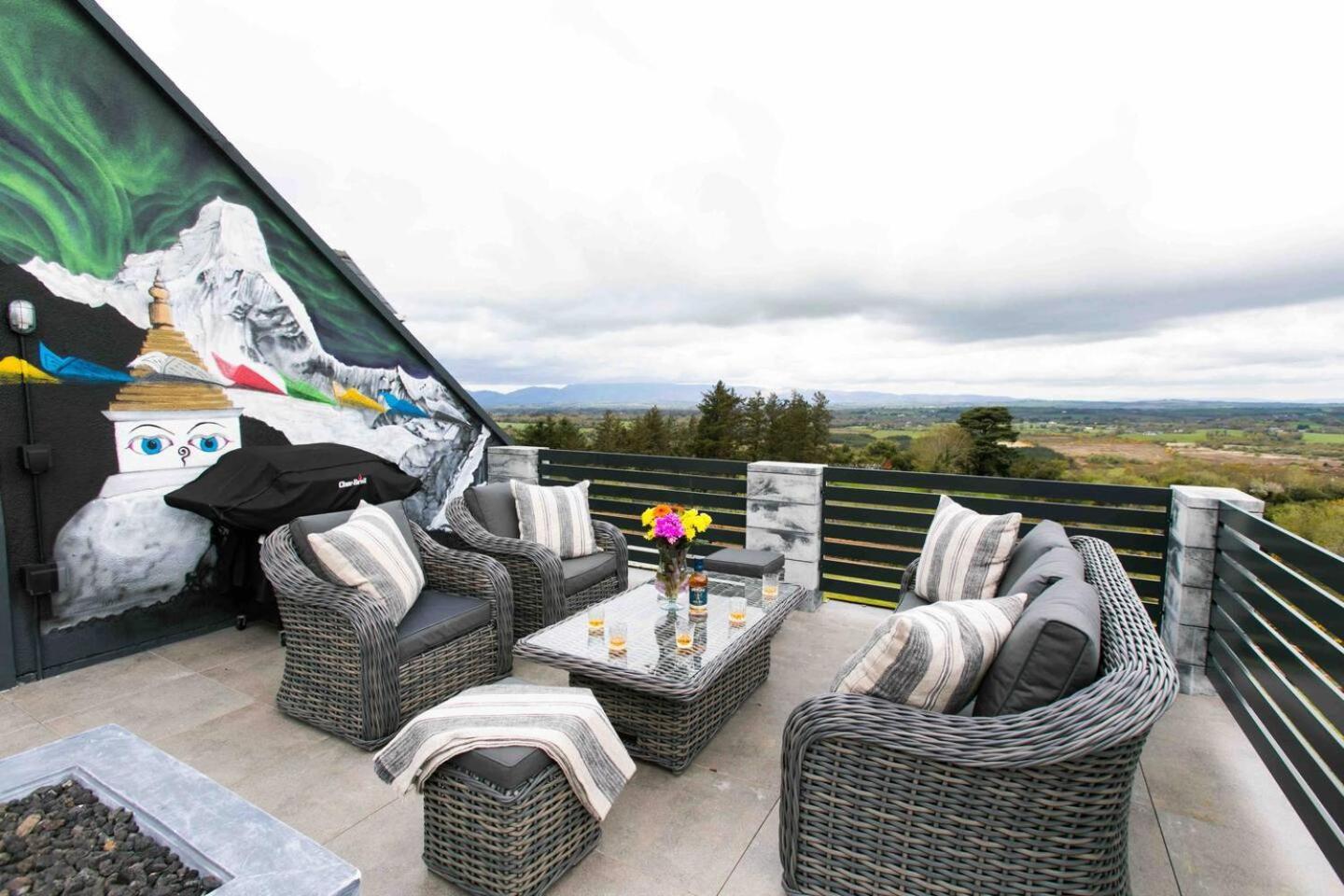 The Mountain Guest house *