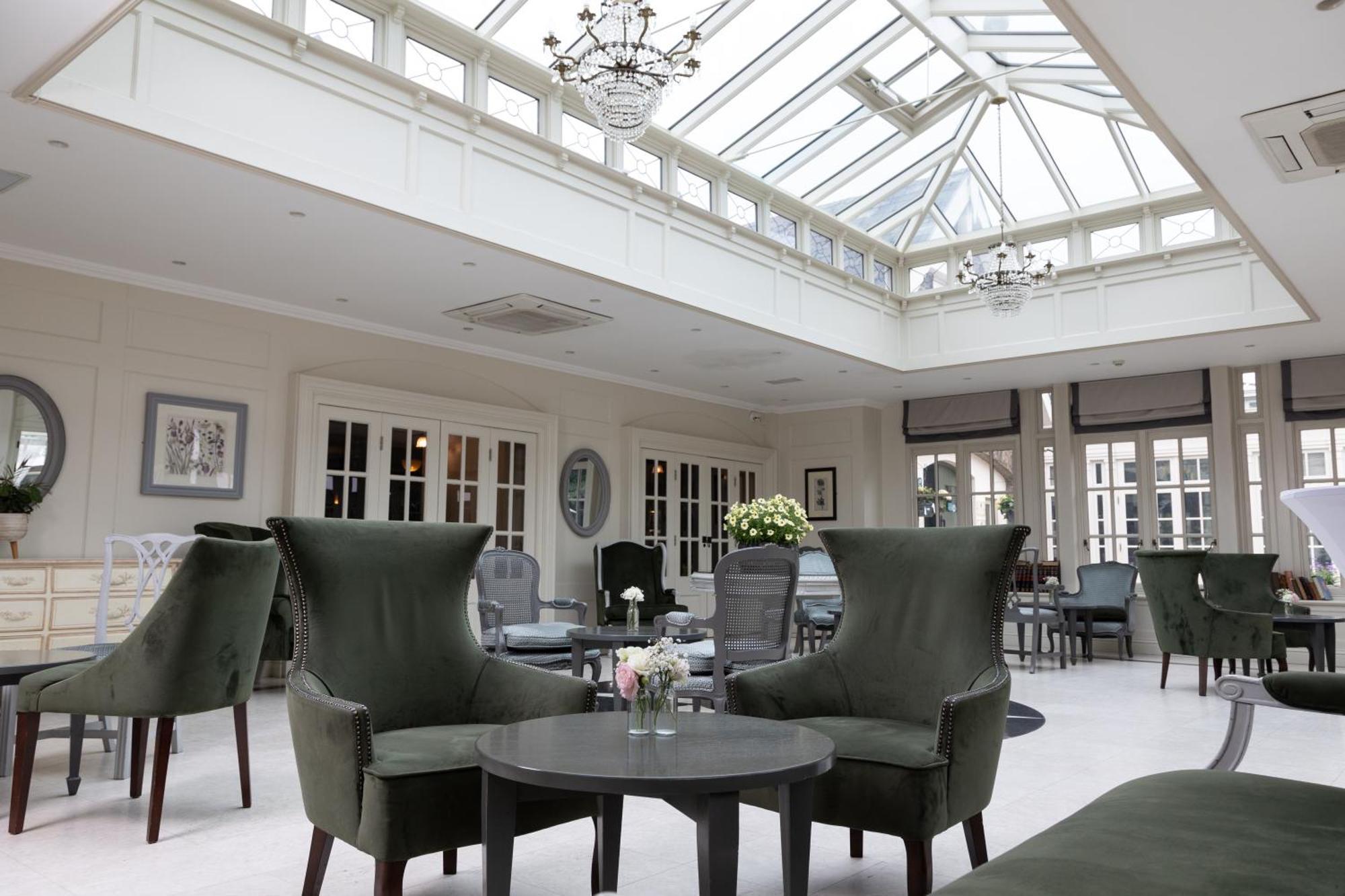 Heights Hotel 4*
