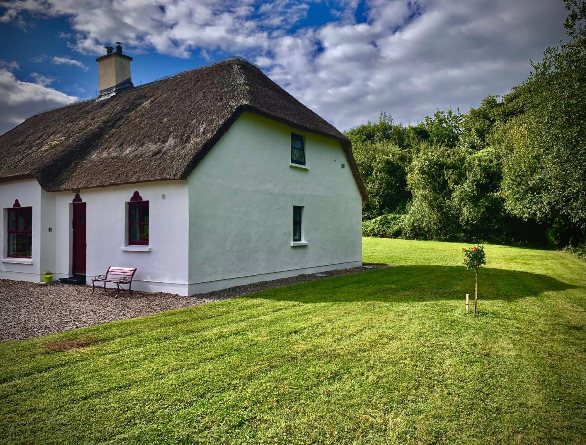 33 Old Village * Killarney