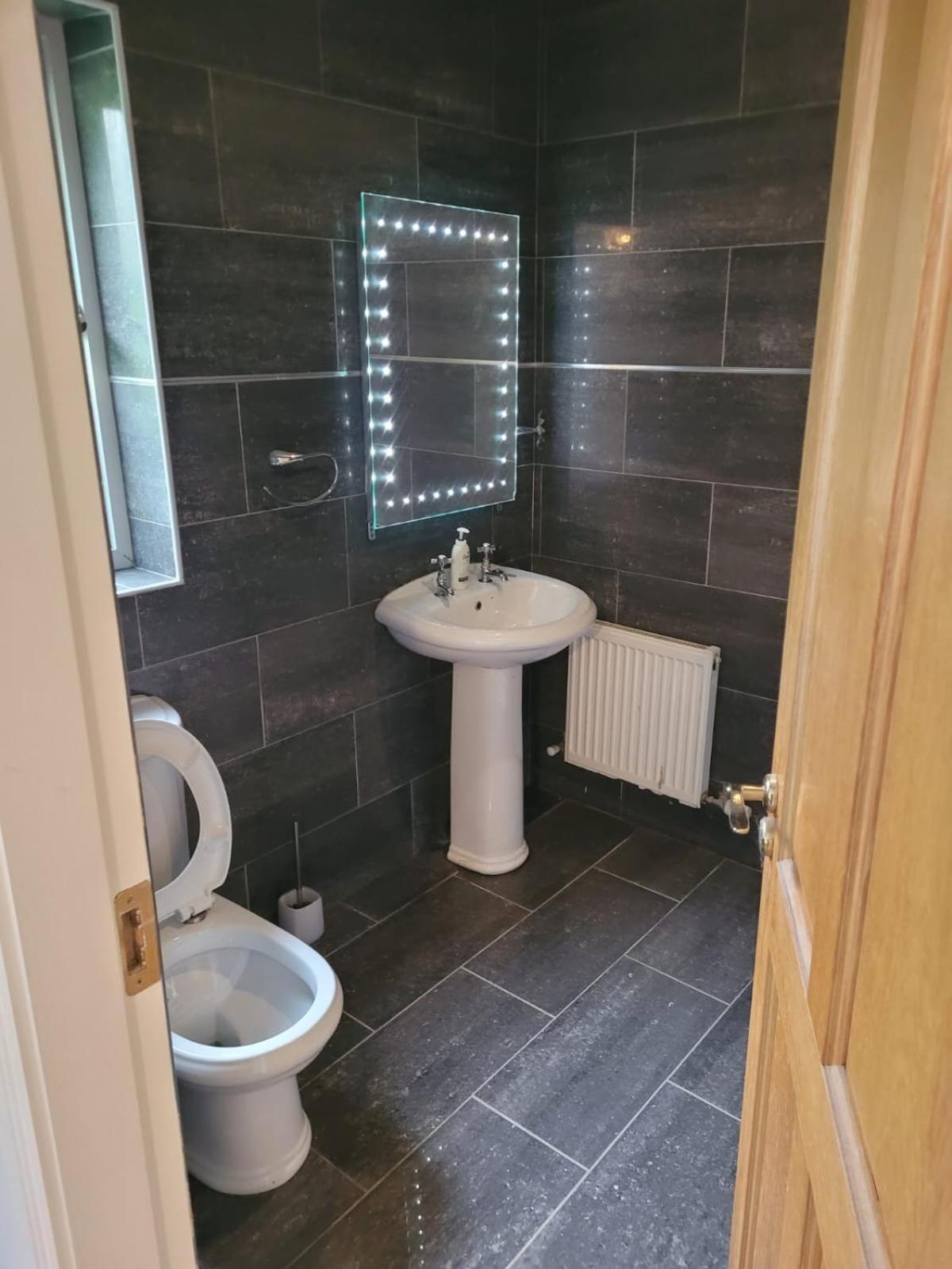 Large En-suite * Killarney