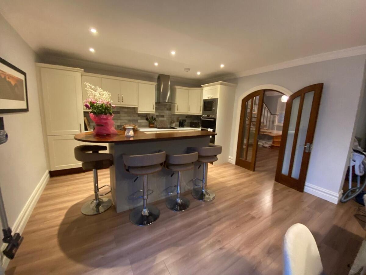 Gleanntan House - Beautiful Family Town House Holiday home Killarney