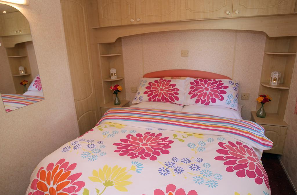 Flemings White Bridge Self-catering Mobile Hire 4*