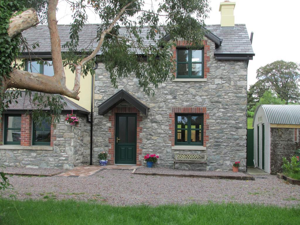 Lakeview Courtyard Holiday home *