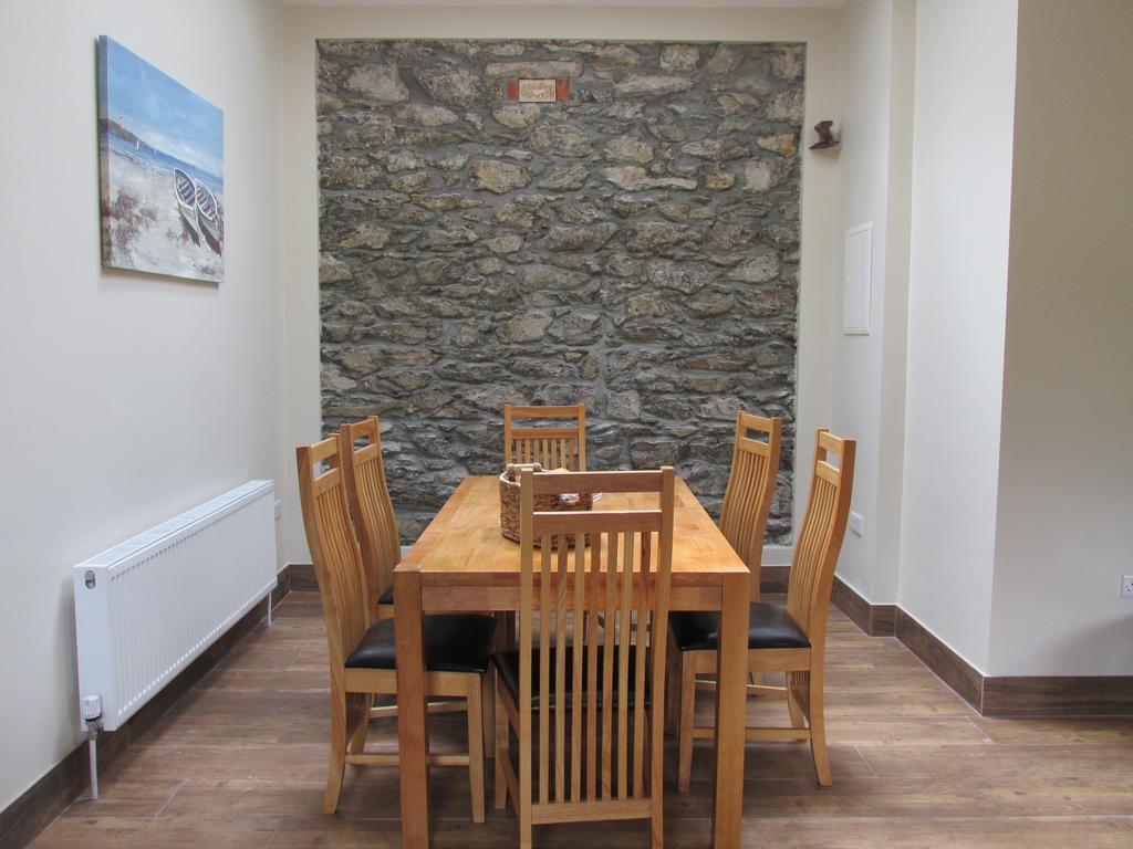 Lakeview Courtyard * Killarney