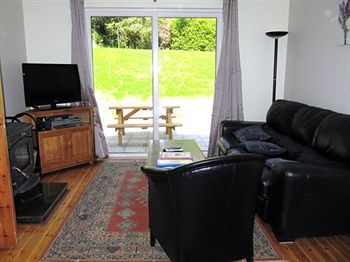 Mangerton Mountain Chalets Apartment *