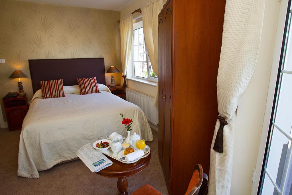 Guest house Robeen House