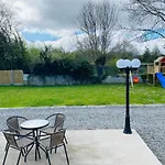 Apt 4 - Silver Spruce