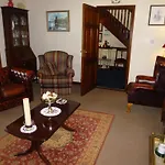 Shraheen House