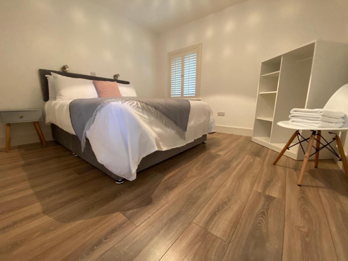 Apt 4 - Silver Spruce Apartment