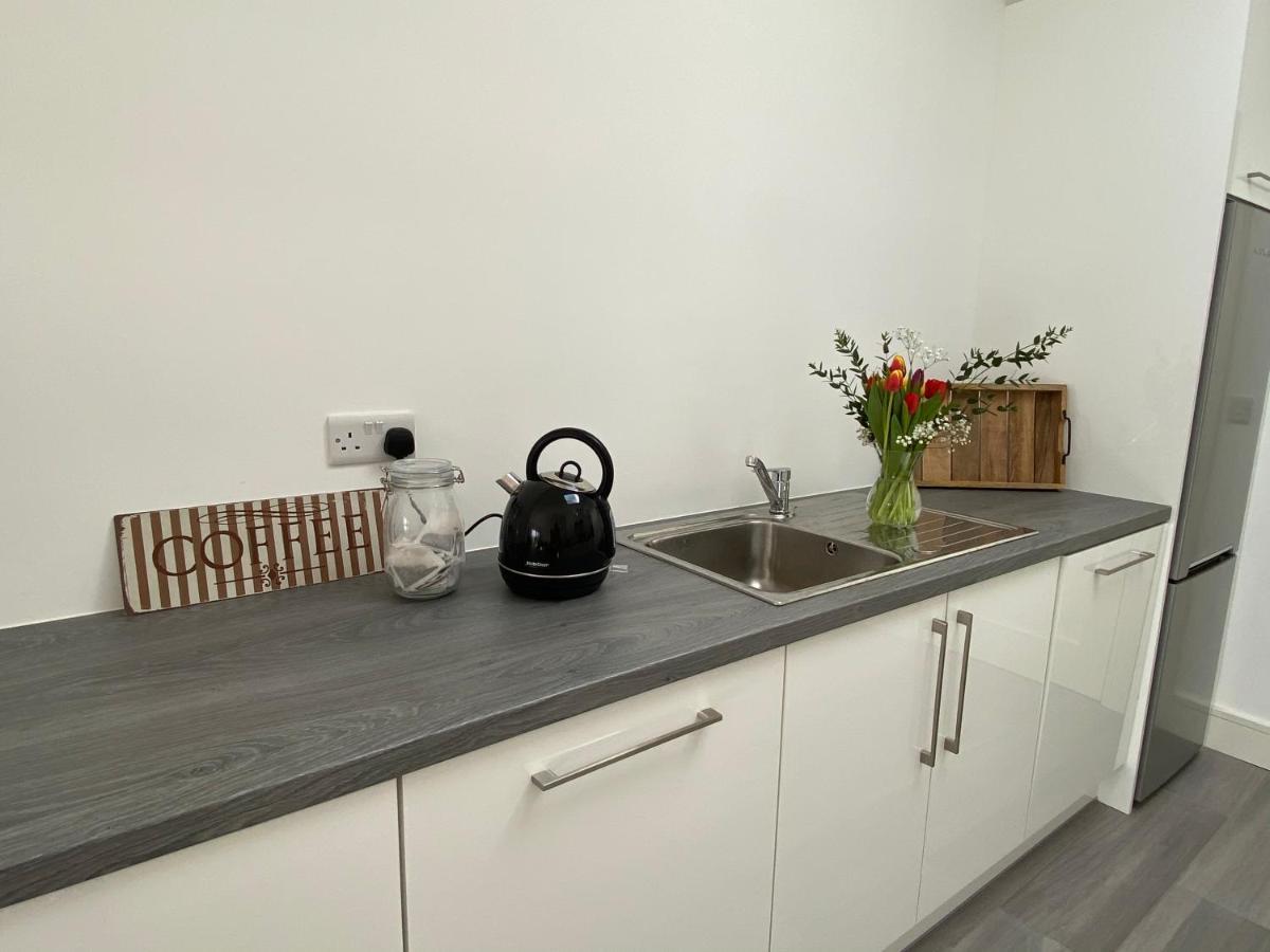 Apt 4 - Silver Spruce Apartment