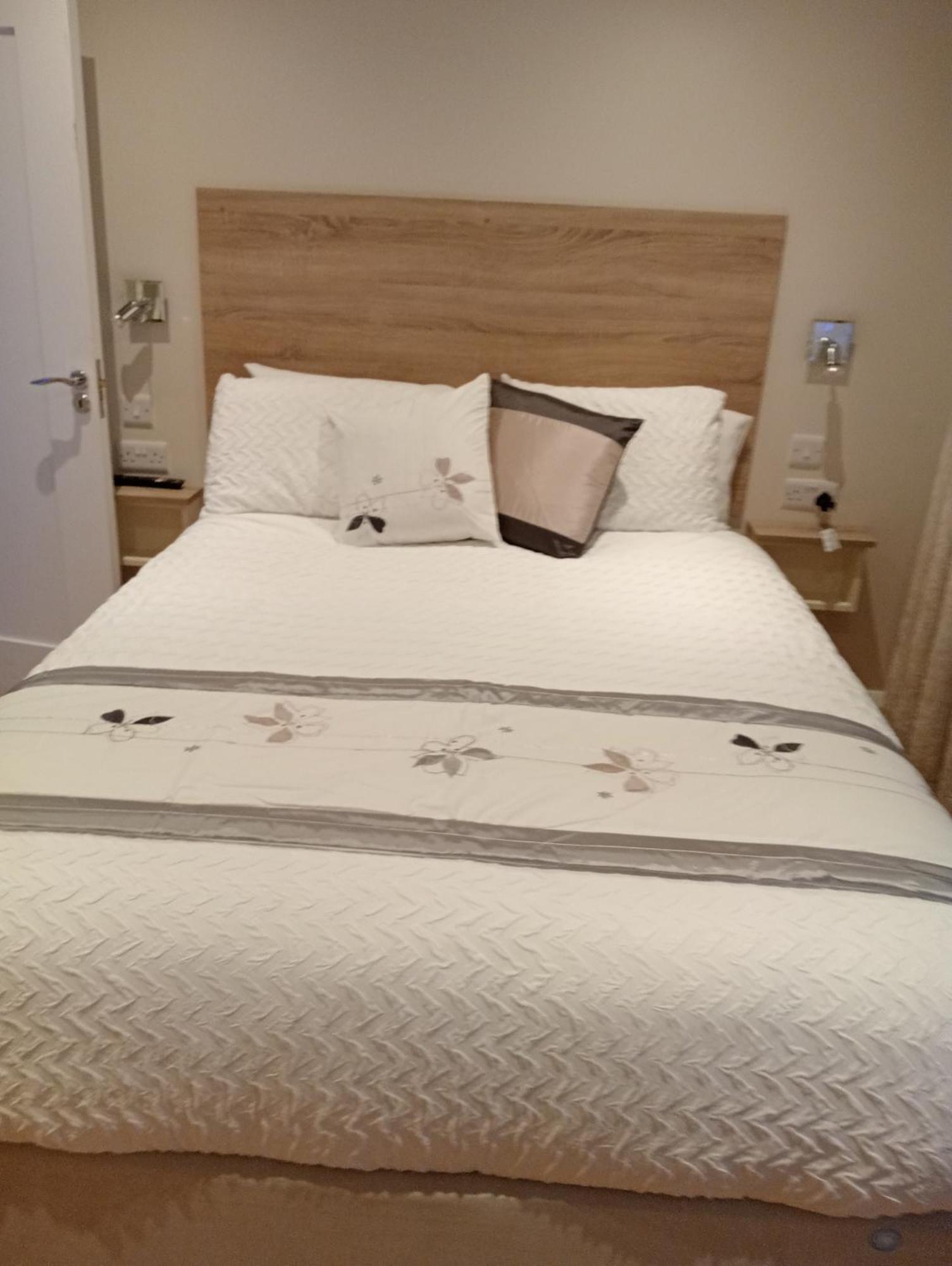 Hayes House Bed & Breakfast