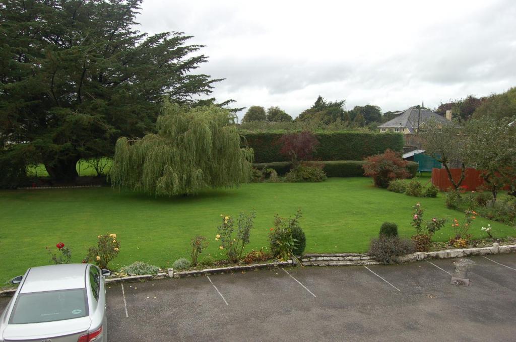 The Gardens Guest Accommodation Bed & Breakfast Killarney