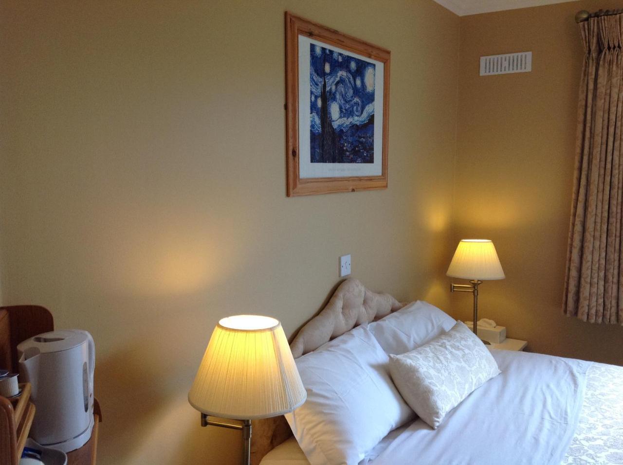 Chelmsford House Lakes Of Bed & Breakfast 4*